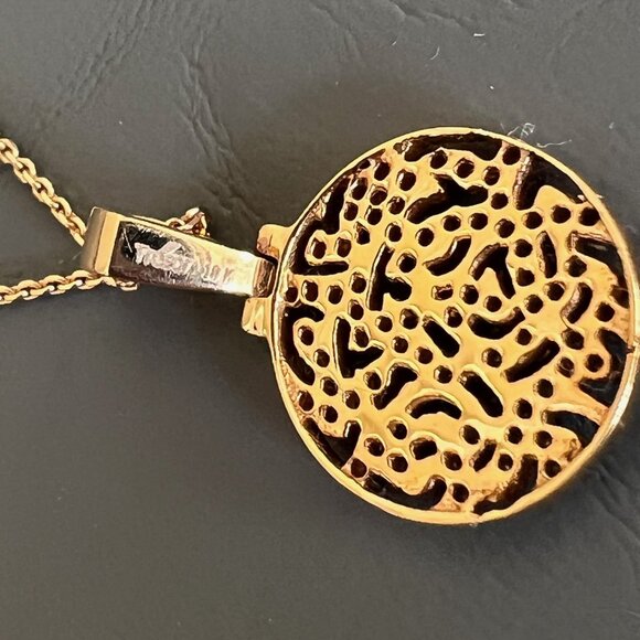 Tresor Signature Logo Diamond Pendant 18kt rose gold 18" chain necklace EUC - Picture 6 of 12